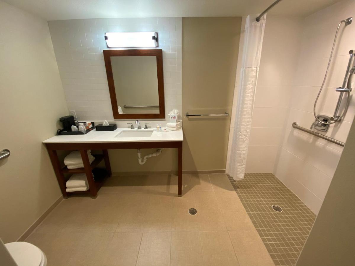 Comfort Suites Midland West エクステリア 写真