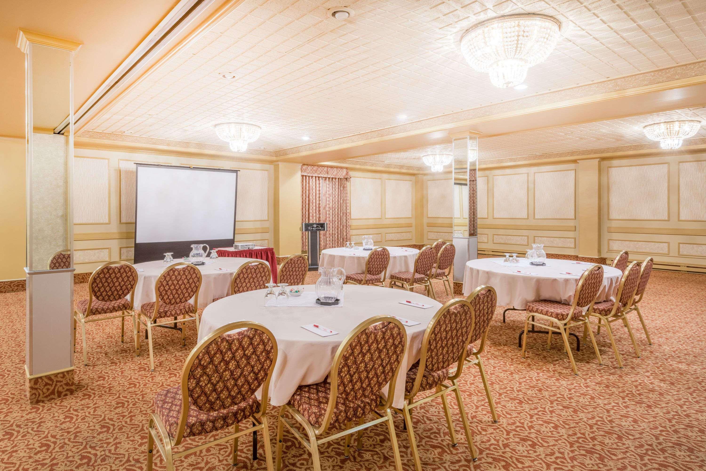 Comfort Suites Midland West エクステリア 写真